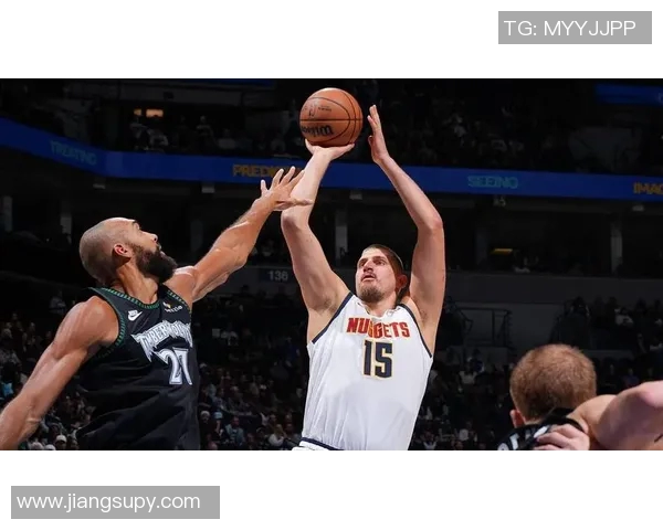 镜头回顾：约基奇这一幕令人泪目